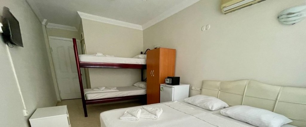 Дидим: The Beach Otel