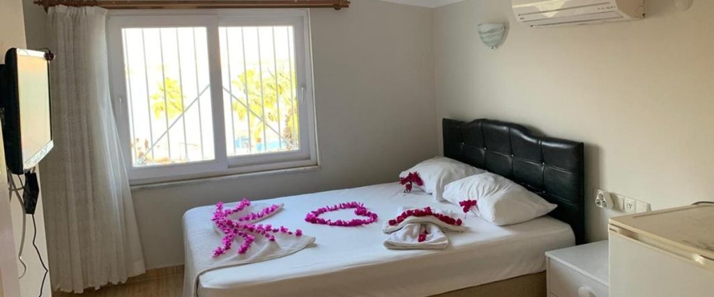 Дидим: The Beach Otel