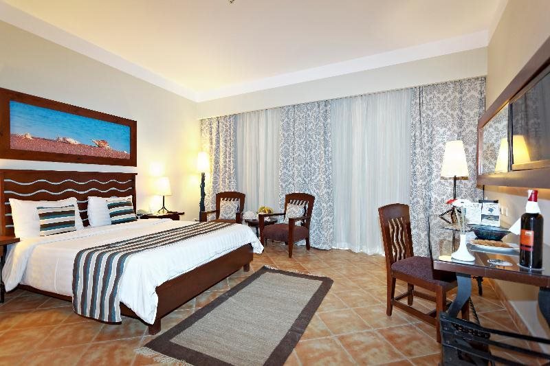 Three Corners Ocean View Hotel — фото 2
