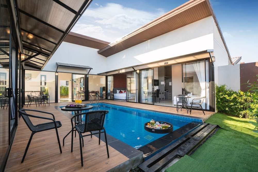 Пхукет: Thames Tara Pool Villa Rawai Phuket