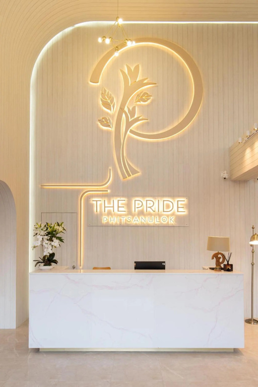 Пхитсанулок: The Pride Hotel , Phitsanulok