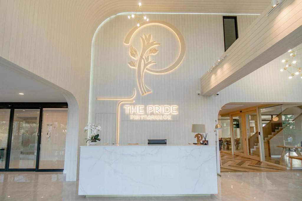 Пхитсанулок: The Pride Hotel , Phitsanulok