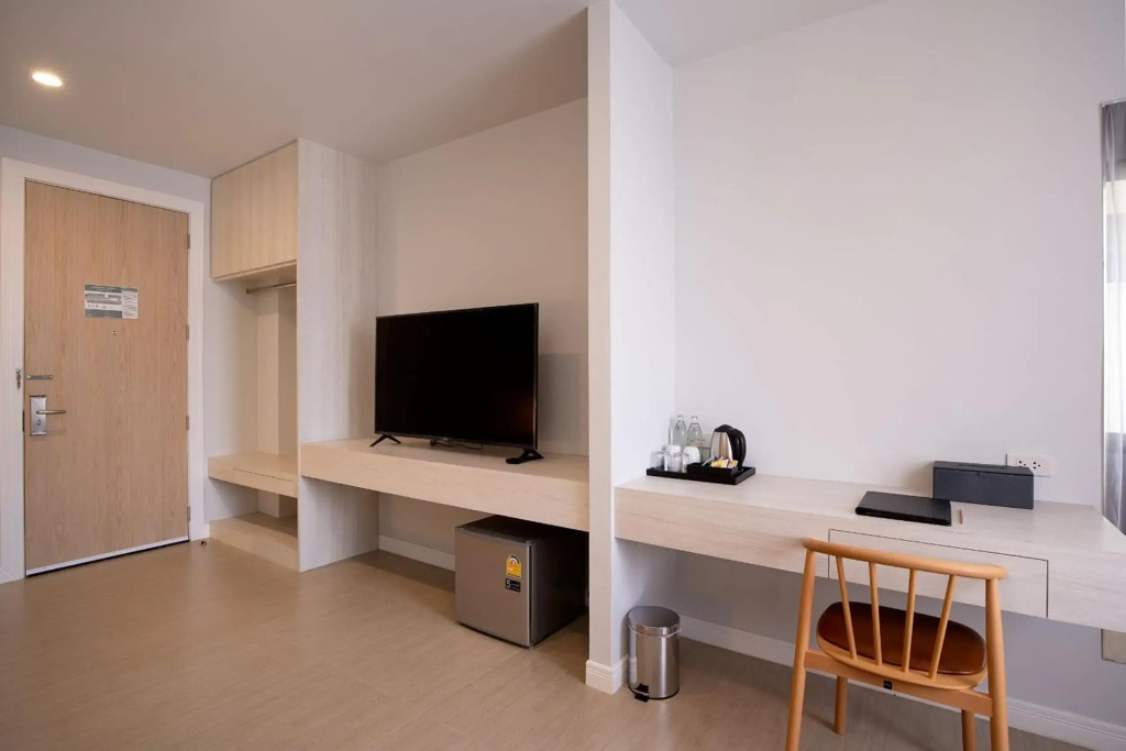Пхитсанулок: The Pride Hotel , Phitsanulok