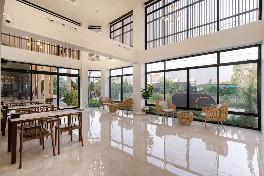 Пхитсанулок: The Pride Hotel , Phitsanulok