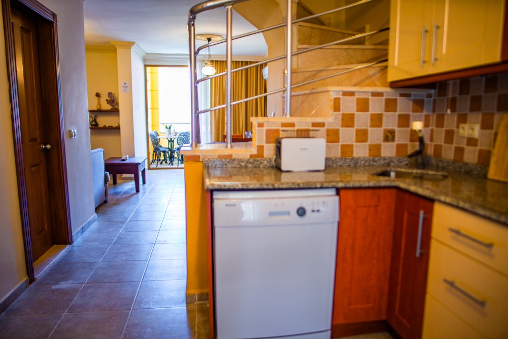 Турунч: Hotel Dores Residence