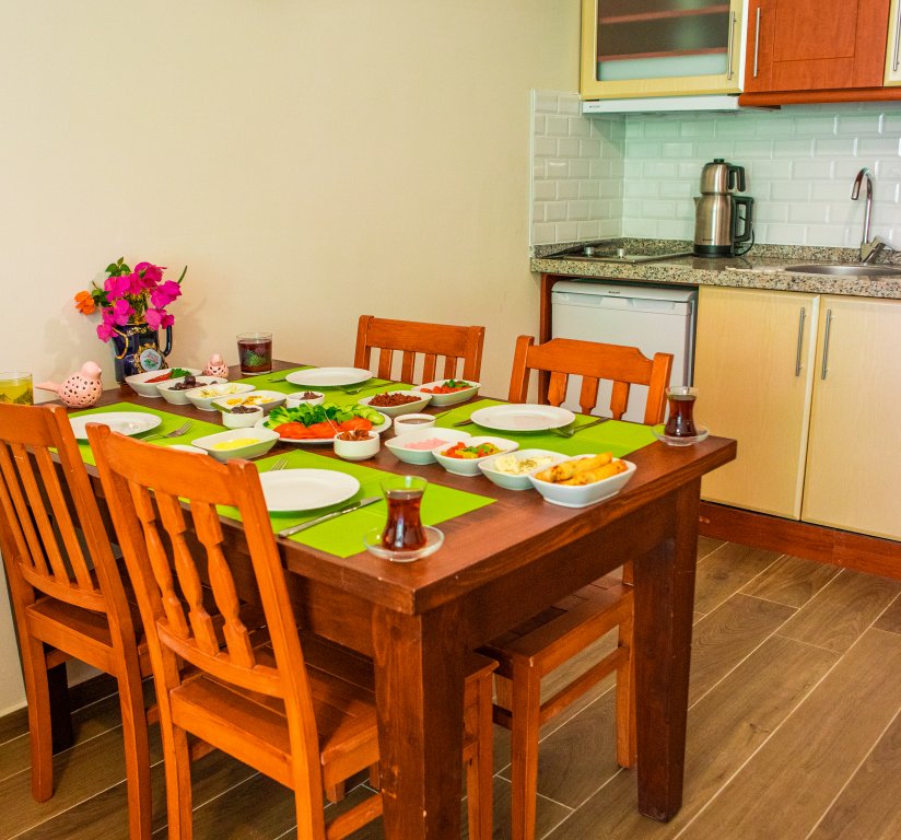 Турунч: Hotel Dores Residence
