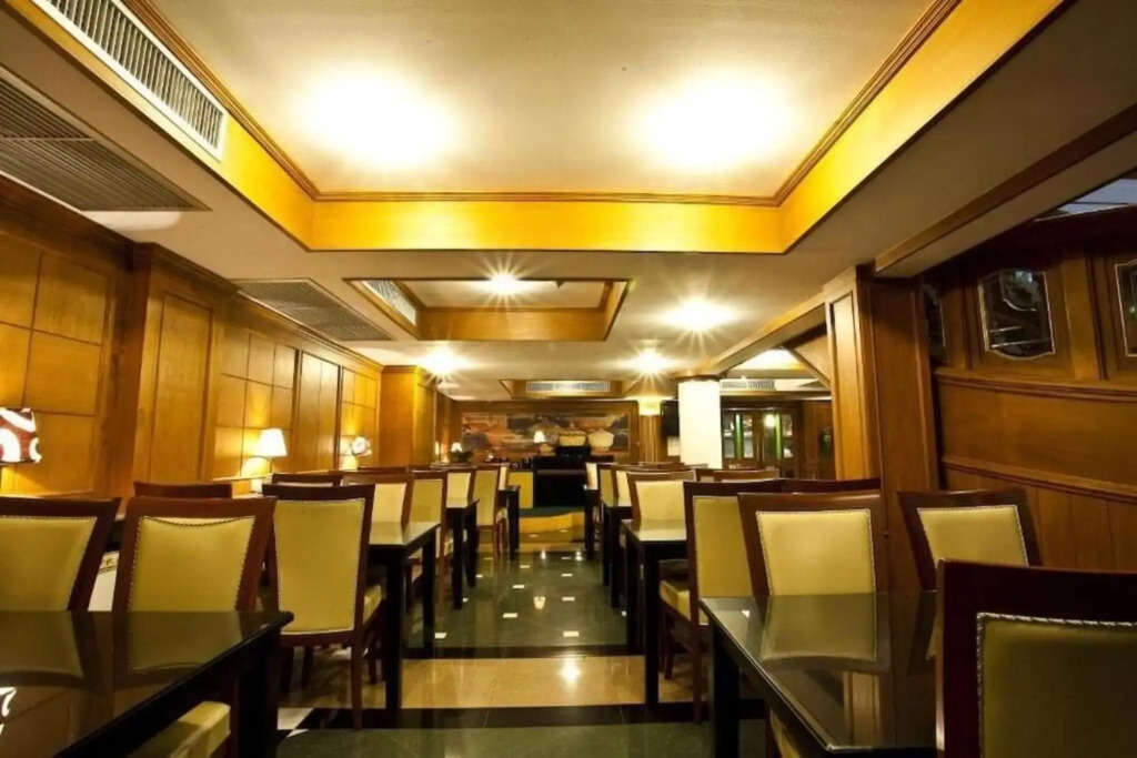 Самутпракан: Zaza Hotel Bangpoo
