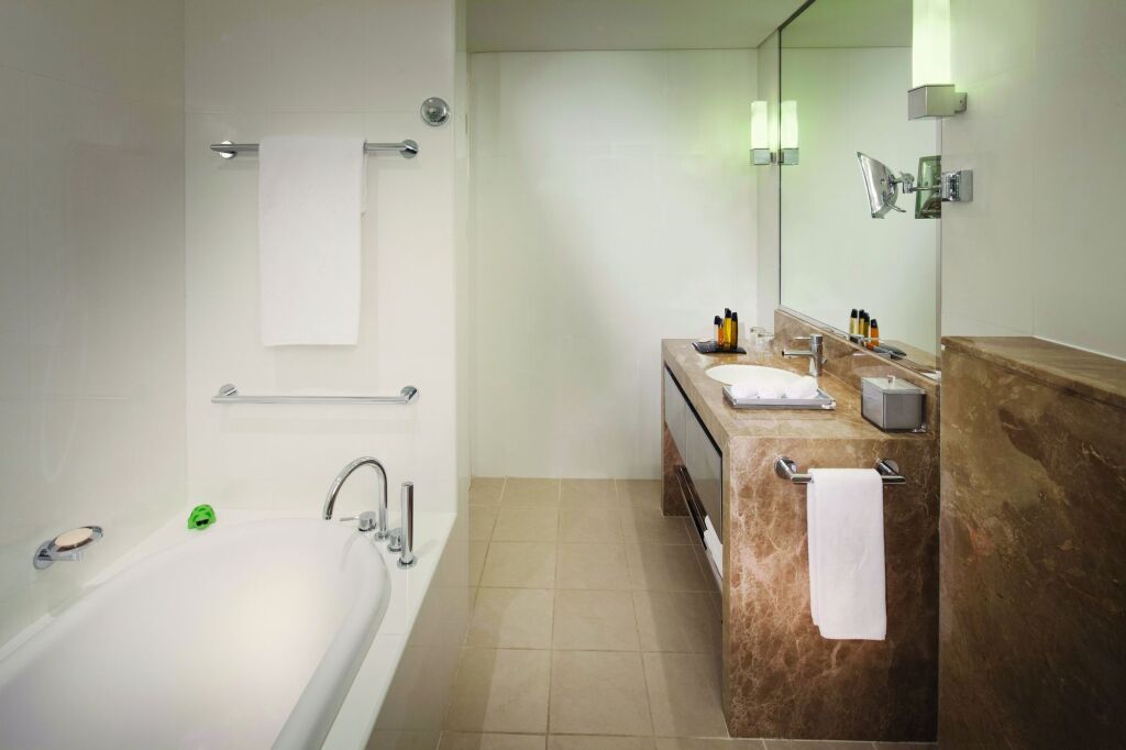 Абу-Даби: Jumeirah At Etihad Towers Residence