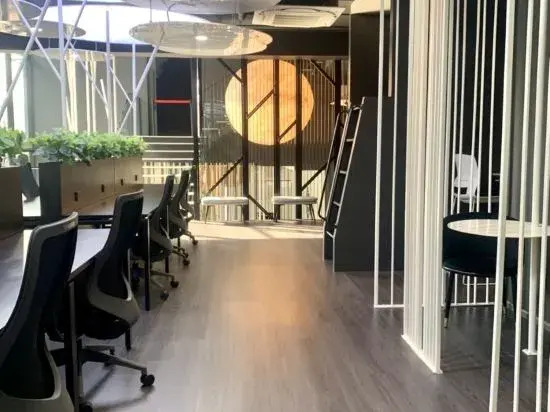 Паккрет: KOO Hotel