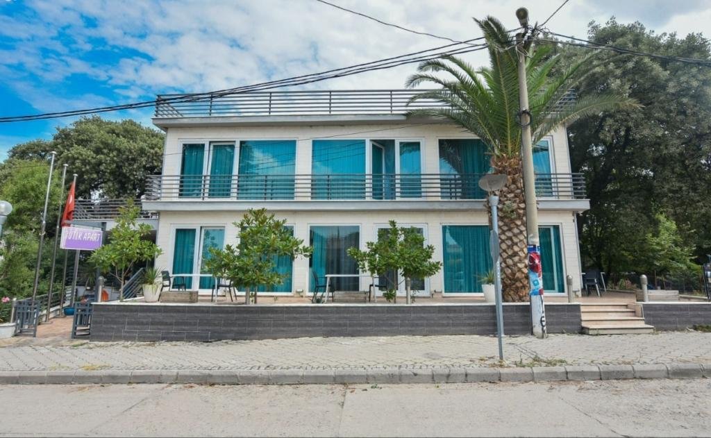Бурхание: Golden Sea Apart pansiyon