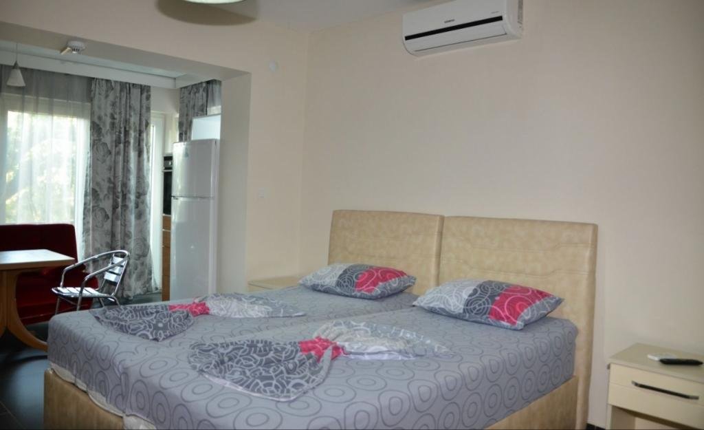 Бурхание: Golden Sea Apart pansiyon