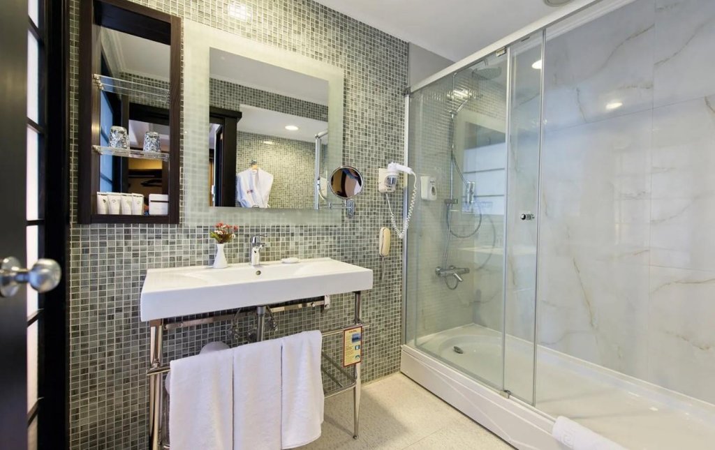 Аксу: Limak Lara Deluxe Hotel & Resort
