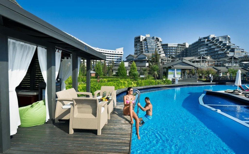 Аксу: Limak Lara Deluxe Hotel & Resort