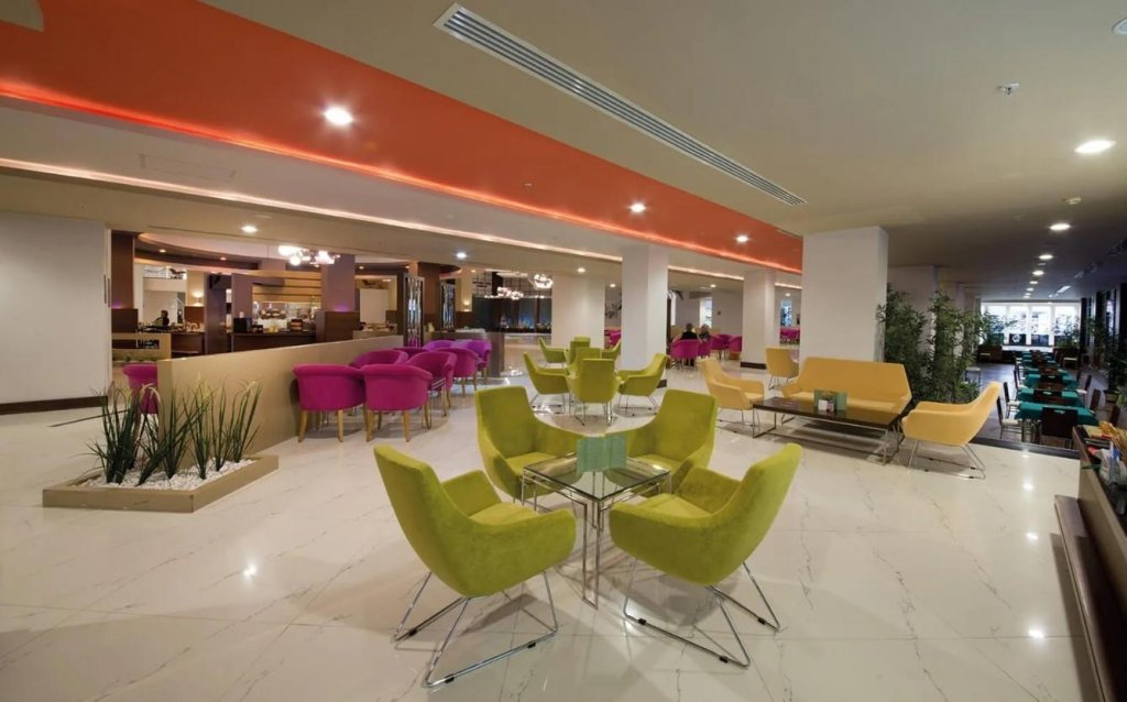 Аксу: Limak Lara Deluxe Hotel & Resort