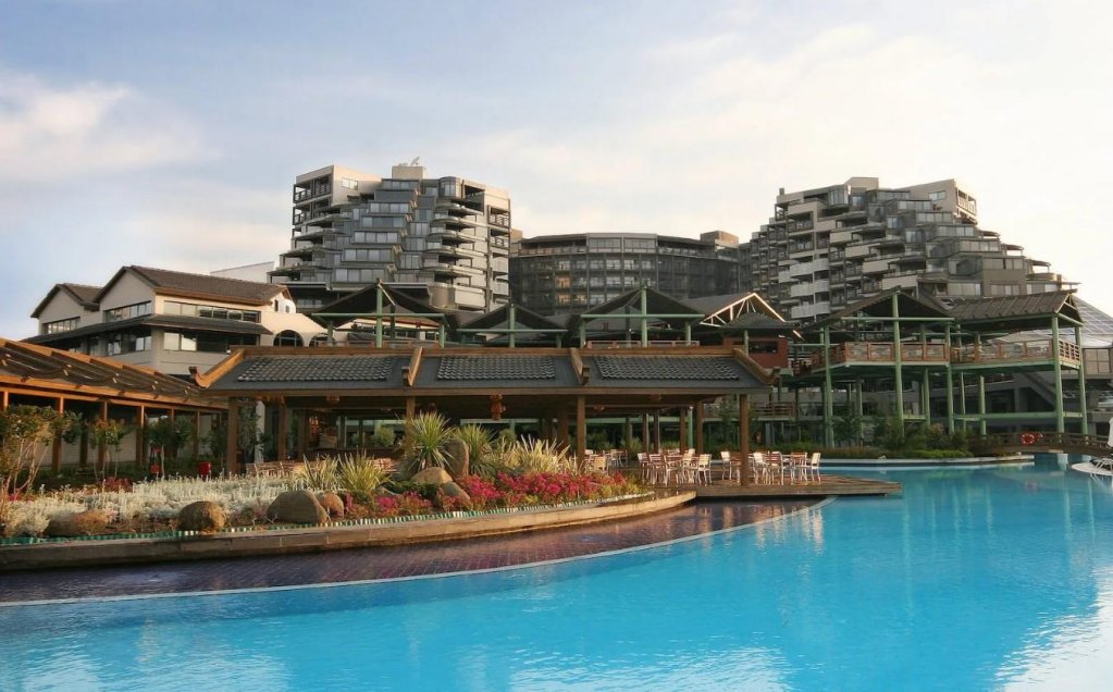 Аксу: Limak Lara Deluxe Hotel & Resort