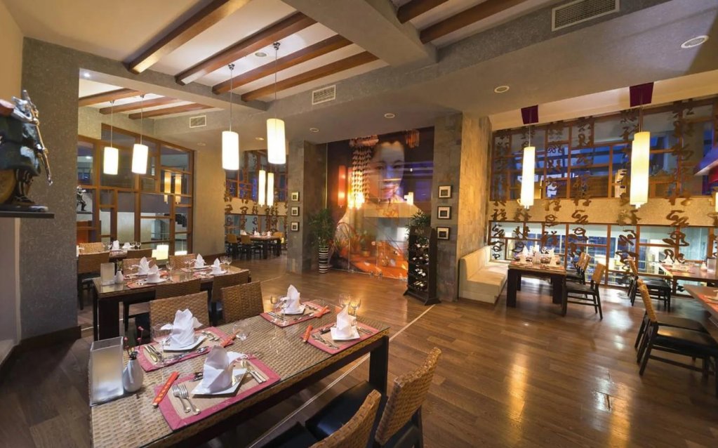 Аксу: Limak Lara Deluxe Hotel & Resort