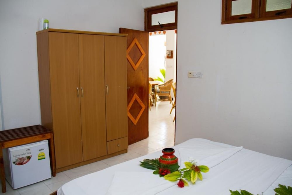 Атолл Баа: Alvi Star Inn
