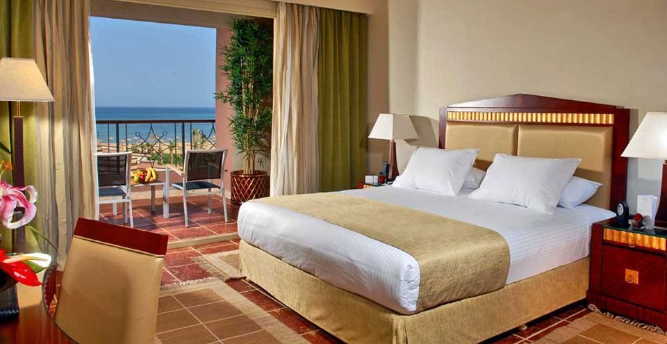 Айн-Сохна: Centara Grand Beach Resort & Spa Sokhna