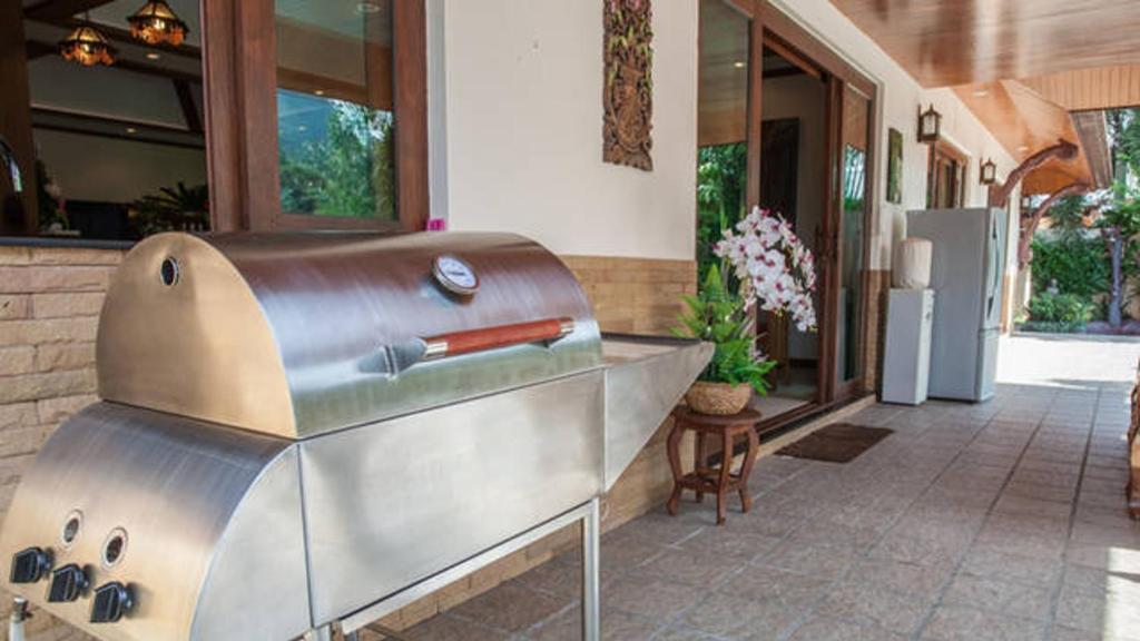 Saifon Villas 5 Bedroom Pool Villa - Whole Villa Priced by Bedrooms Occupied — фото 4
