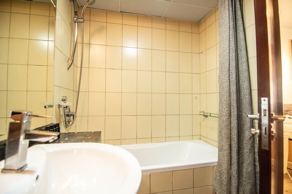 Дубай: Apartment Jumeirah Lakes Towers