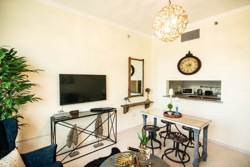 Дубай: Apartment Jumeirah Lakes Towers
