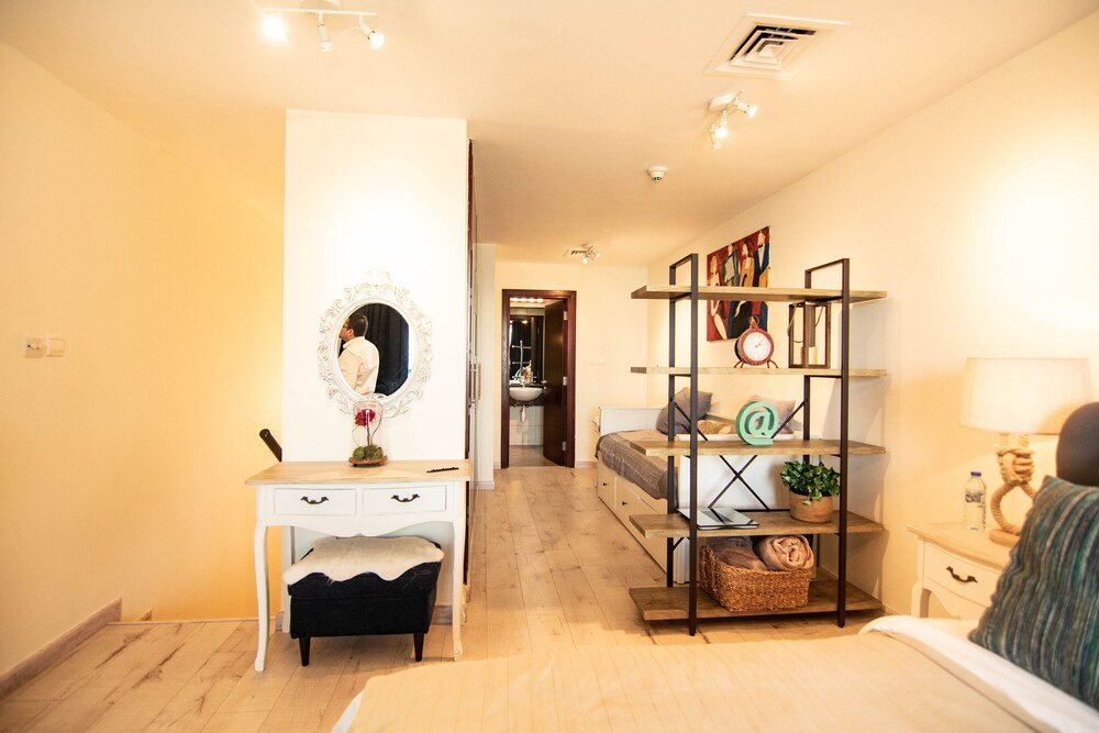 Дубай: Apartment Jumeirah Lakes Towers