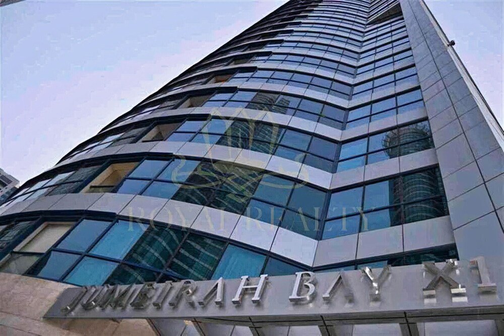 Дубай: Apartment Jumeirah Lakes Towers