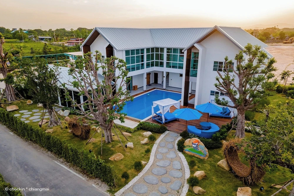 Ханг Донг: Buffalo Island Resort