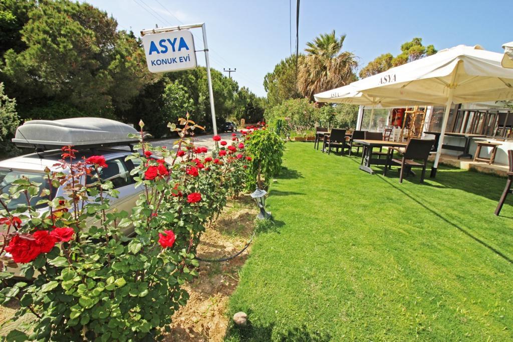Бозджаада: Asya Konuk Evi