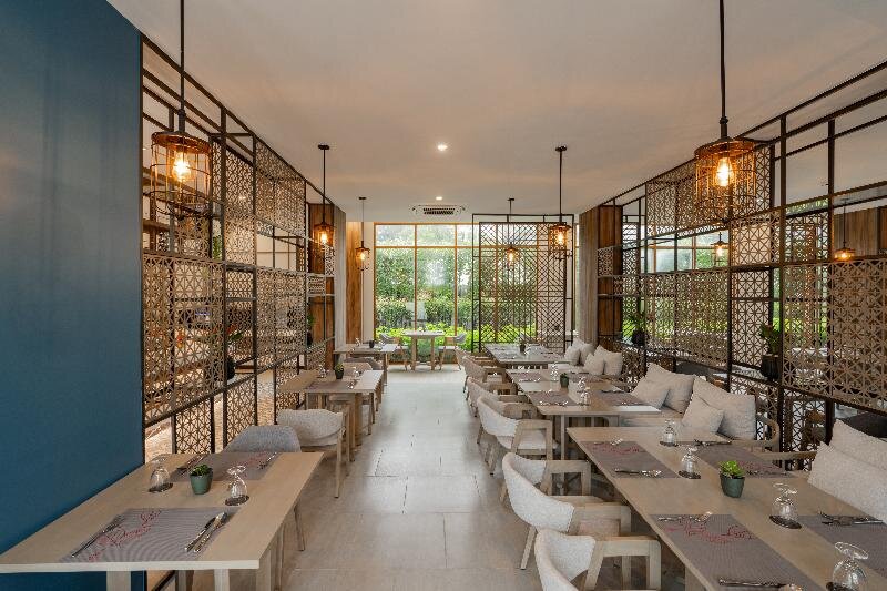 Тхаланг: Bella Nara Phuket Naiyang Beach