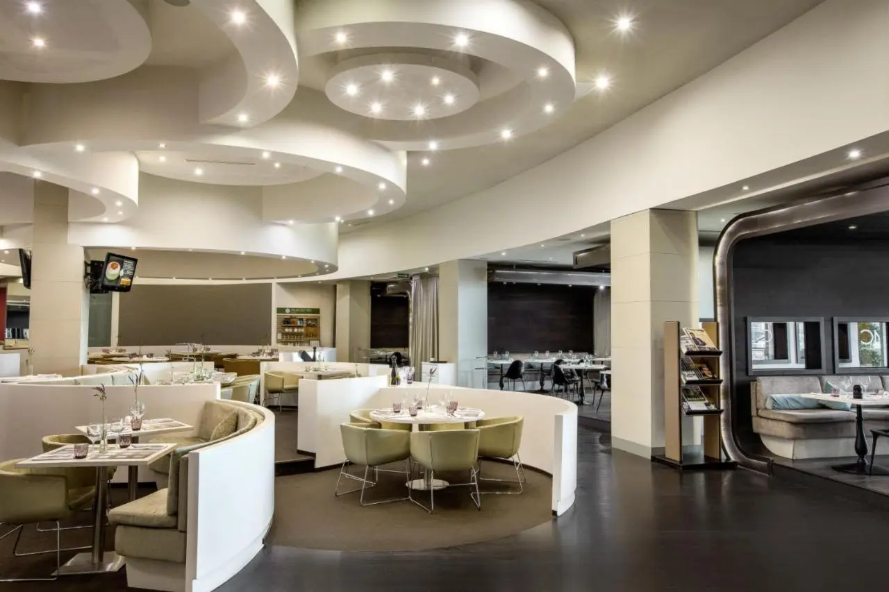 Москва: Отель Novotel Москва Сити