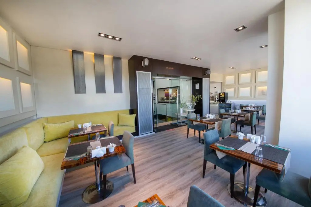 Измир: My Hotel Izmir Alsancak