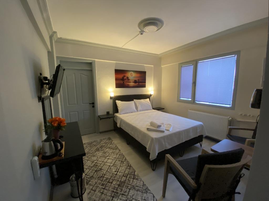 Измир: Eraliz Hotel Buca