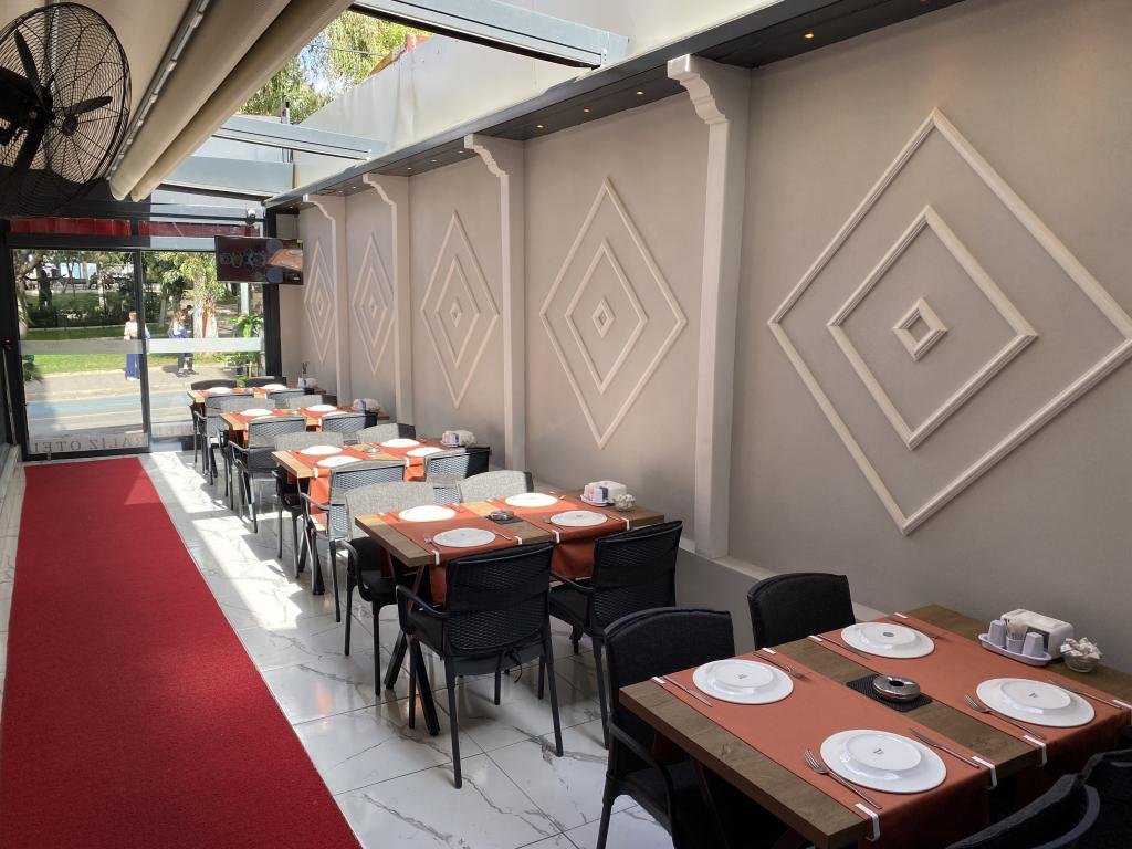 Измир: Eraliz Hotel Buca