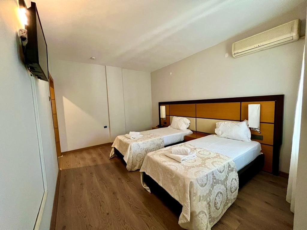 Измир: Karşıyaka Hotel