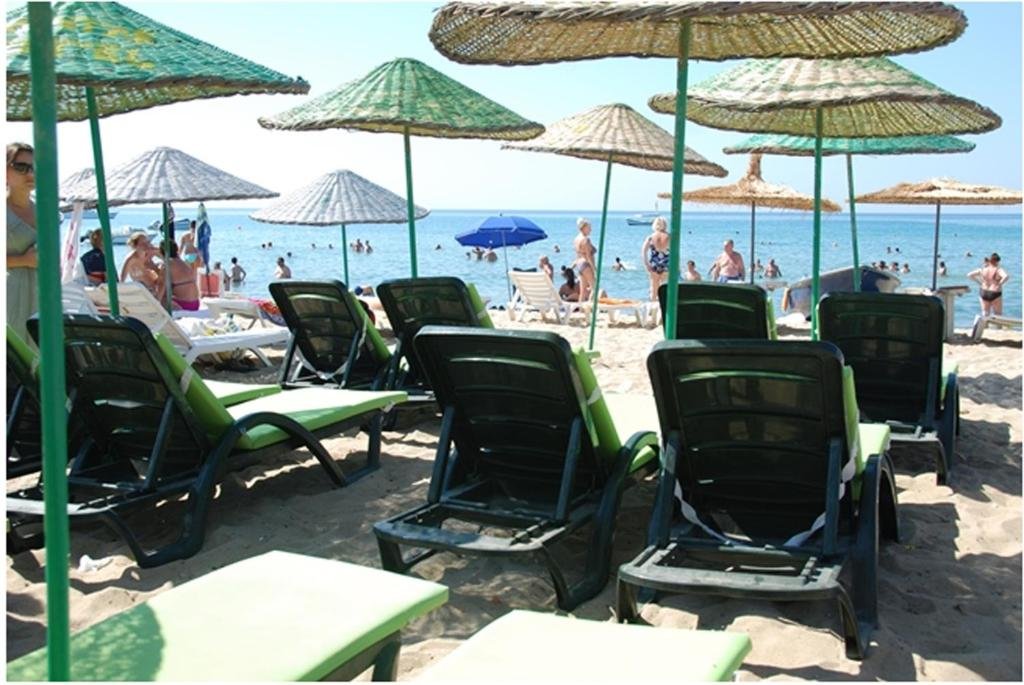 Айвалык: Mostar Otel Sarımsaklı