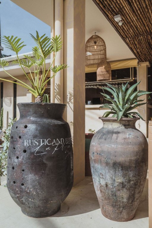 Кату: Rustic and Blue Getaway