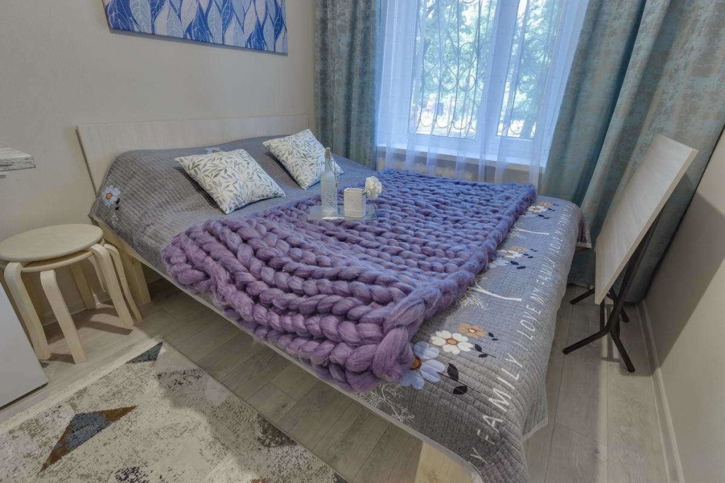 Алматы: YourHouse (ЙоХаус) в 1-м микрорайоне 76