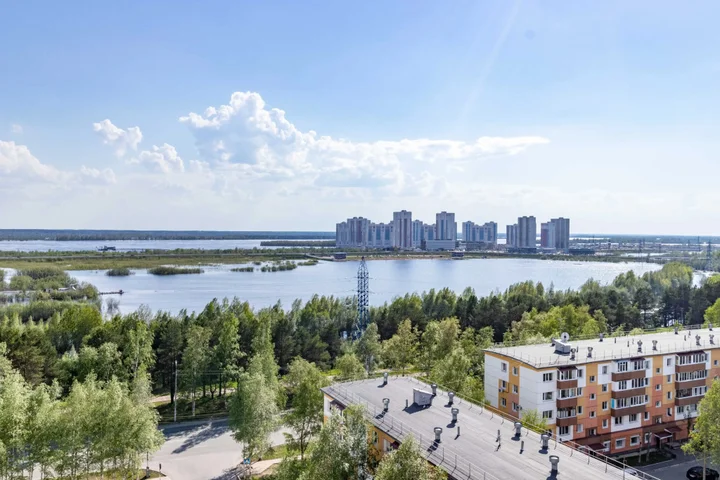 Сургут: Квартира Видовая Cтудия