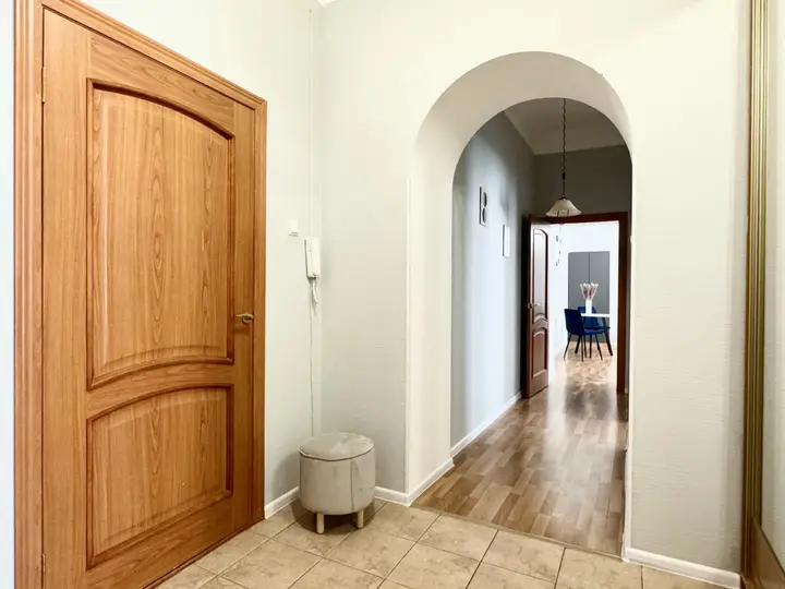 Квартира Уютная Квартира с большой кухней — фото 6