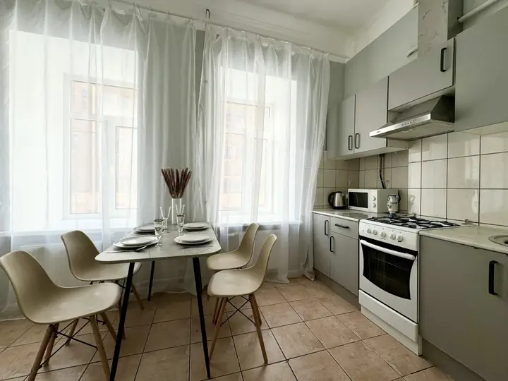 Квартира Уютная Квартира с большой кухней — фото 5