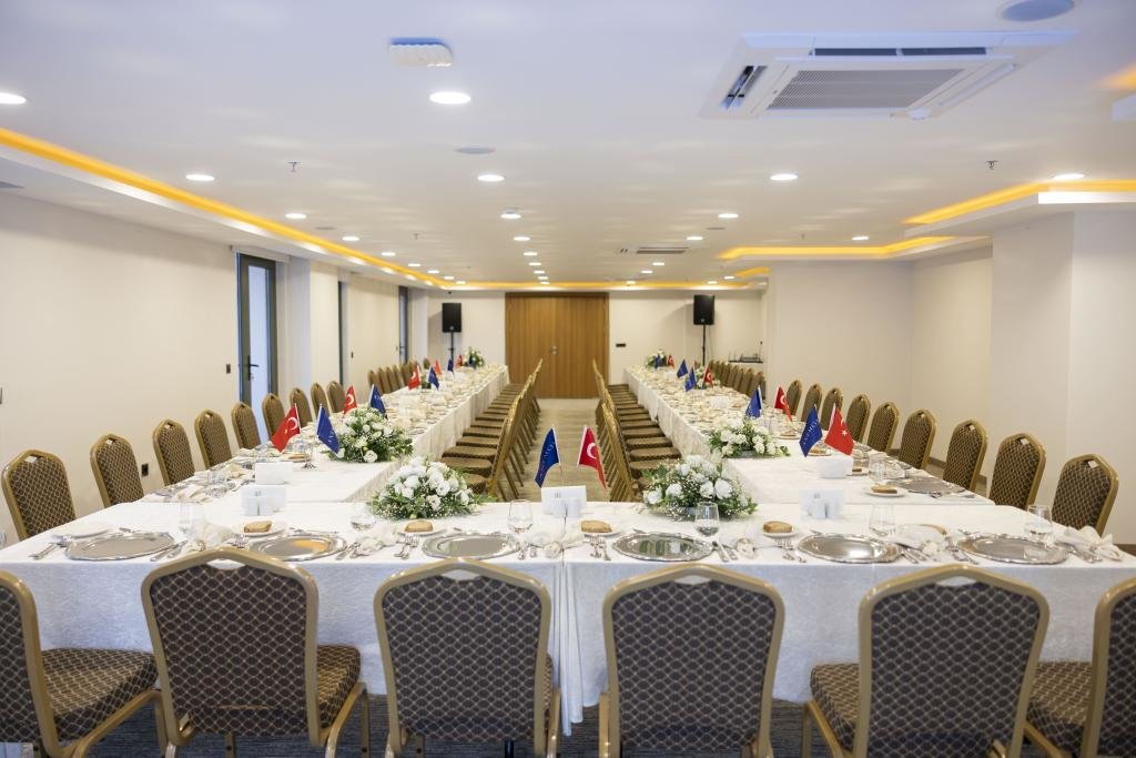 Карабюк: Anemon Kent Karabük Otel