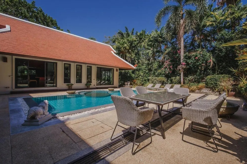 Муанг: Solas Pool Villa in Nai Harn