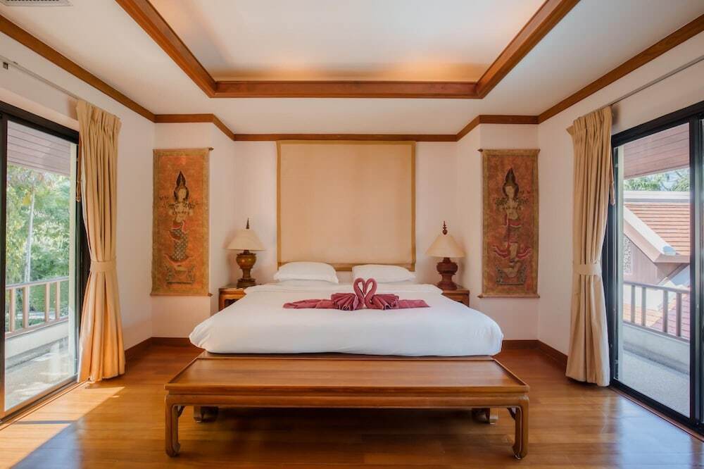 Муанг: Solas Pool Villa in Nai Harn