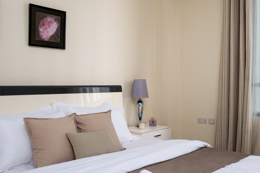 Дубай: Апартаменты Welcome Home in Marina Crown 1 Спальня с Балконом