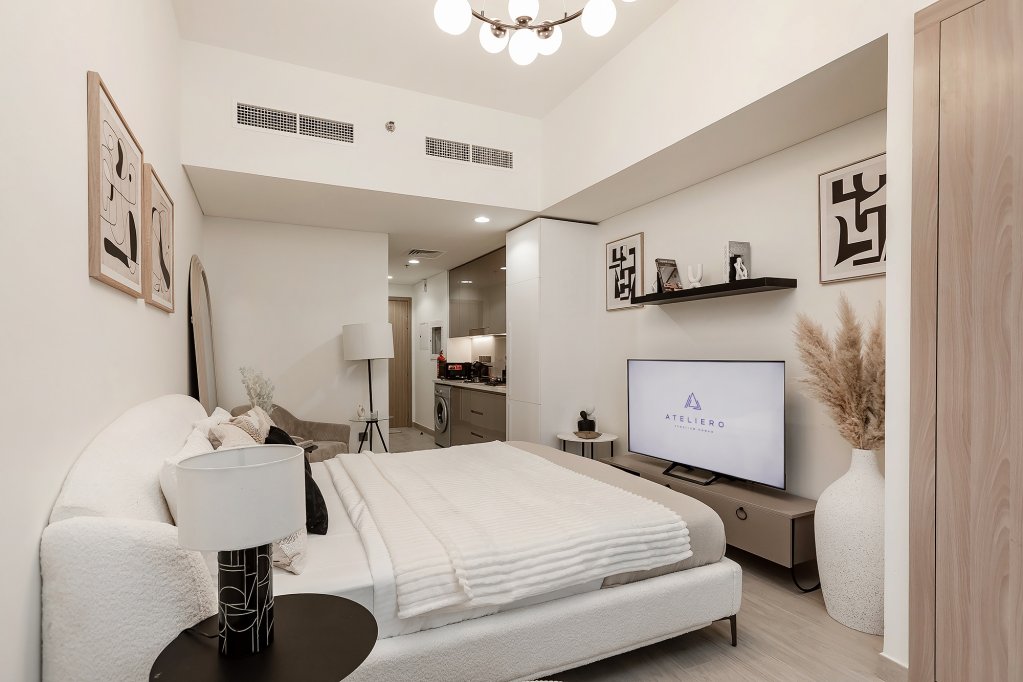 Дубай: Апартаменты Modern studio in Azizi Riviera
