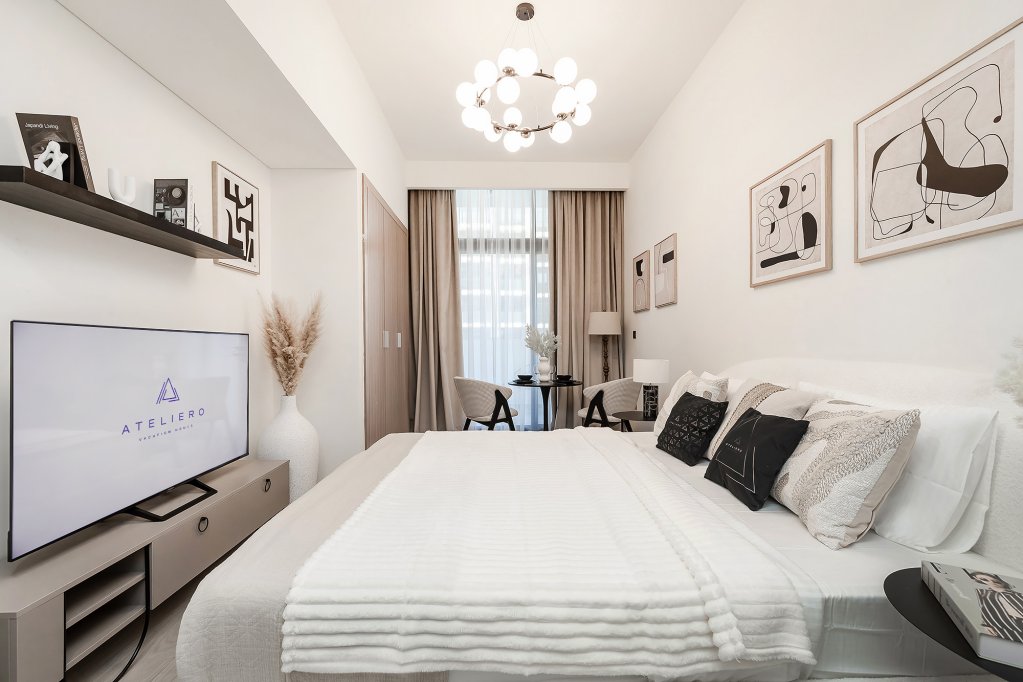 Дубай: Апартаменты Modern studio in Azizi Riviera