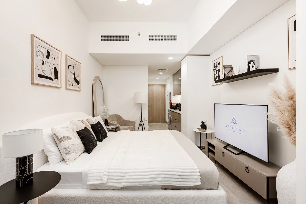 Дубай: Апартаменты Modern studio in Azizi Riviera