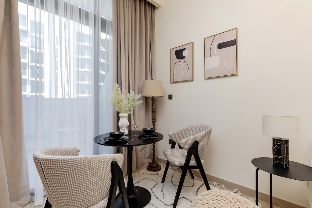 Дубай: Апартаменты Modern studio in Azizi Riviera