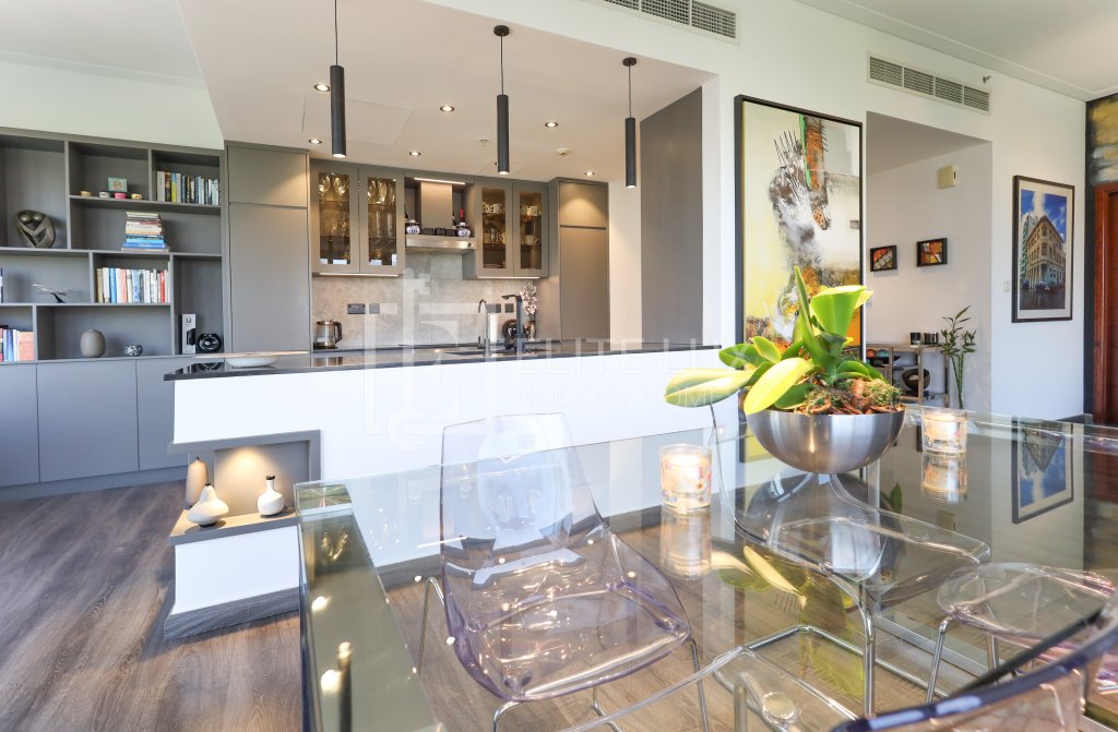 Дубай: Апартаменты Elite LUX Holiday Homes - Luxe 2BR Stunning Burj Khalifa View Downtown Dubai